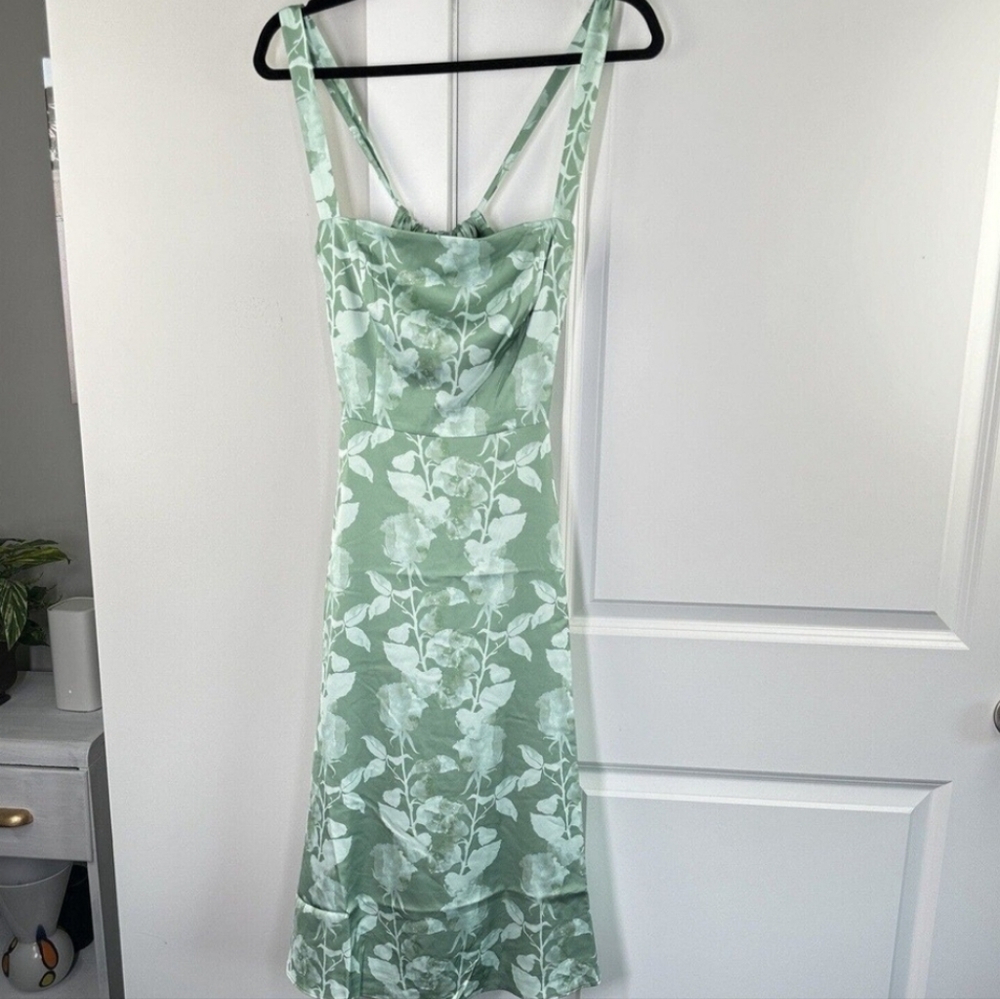 HUTCH MODCLOTH Green Floral Fit and Flare Midi Dress Size 2 - Picture 3 of 6
